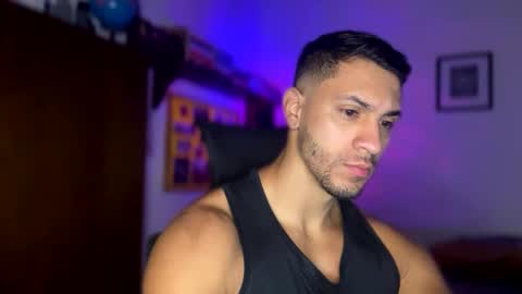 Snapshot of larry_jones chatting on 12-19-24, 12:56 andrew online show from 12-19-24, 12:56