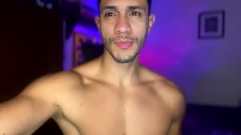 Snapshot of larry_jones chatting on 12-29-24, 02:10 andrew online show from 12-29-24, 02:10