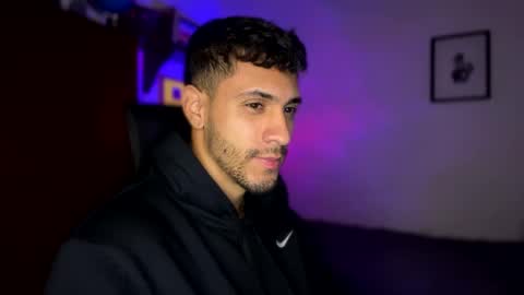 Snapshot of larry_jones chatting on 01-16-25, 05:12 andrew online show from 01-16-25, 05:12