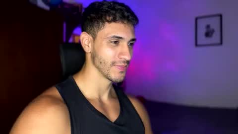 Snapshot of larry_jones chatting on 01-21-25, 05:30 andrew online show from 01-21-25, 05:30