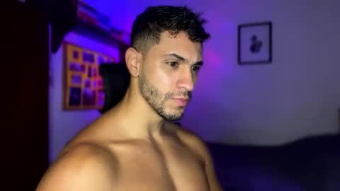 Snapshot of larry_jones chatting on 01-30-25, 02:15 andrew online show from 01-30-25, 02:15