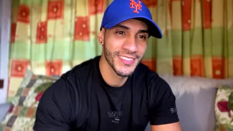 Snapshot of larry_jones chatting on 02-03-25, 10:21 andrew online show from 02-03-25, 10:21