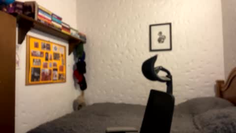 Snapshot of larry_jones chatting on 02-13-25, 10:43 andrew online show from 02-13-25, 10:43