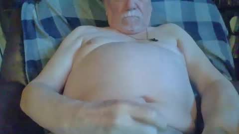 larryw01 online show from 10-20-25, 02:39