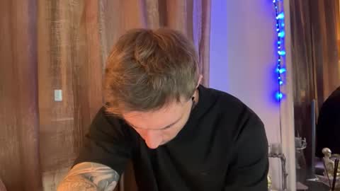 larsskeet online show from 11-25-25, 02:39