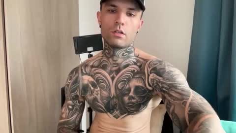 Snapshot of larsskeet chatting on 05-27-26, 05:43 larsskeet online show from 05-27-26, 05:43