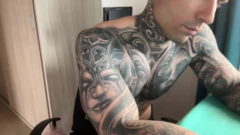 Snapshot of larsskeet chatting on 05-30-26, 05:32 larsskeet online show from 05-30-26, 05:32