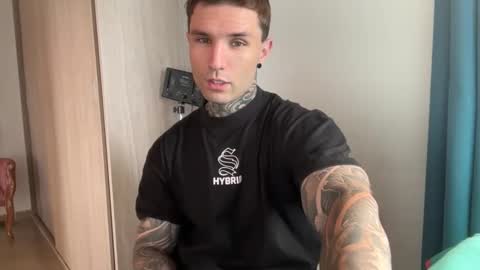Snapshot of larsskeet chatting on 06-02-26, 05:37 larsskeet online show from 06-02-26, 05:37