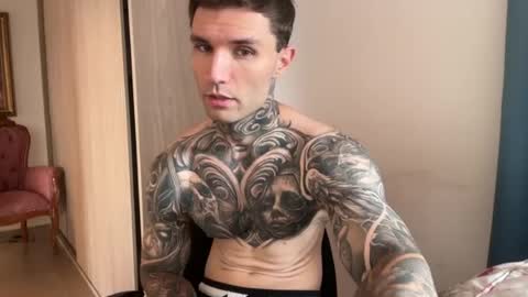 Snapshot of larsskeet chatting on 06-14-26, 04:20 larsskeet online show from 06-14-26, 04:20