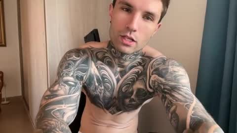 Snapshot of larsskeet chatting on 06-21-26, 04:31 larsskeet online show from 06-21-26, 04:31