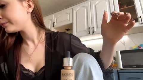 Snapshot of lashawnabatun chatting on 04-04-26, 11:40 Sara online show from 04-04-26, 11:40