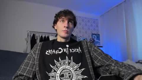 Snapshot of lastnight4you chatting on 09-09-25, 03:44 acie online show from 09-09-25, 03:44