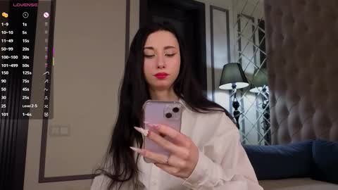 Olivia online show from 02-24-26, 11:08