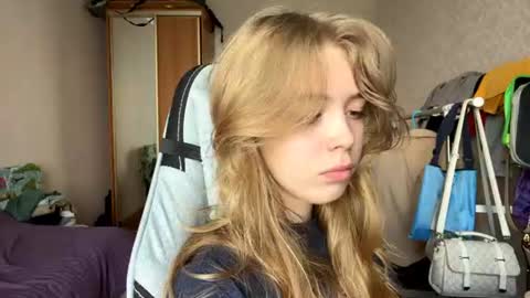 Linet online show from 06-29-26, 06:30