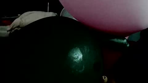 Snapshot of latexchris77 chatting on 07-21-26, 07:16 latexchris77 online show from 07-21-26, 07:16