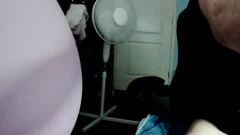 Snapshot of latexchris77 chatting on 08-03-26, 05:50 latexchris77 online show from 08-03-26, 05:50