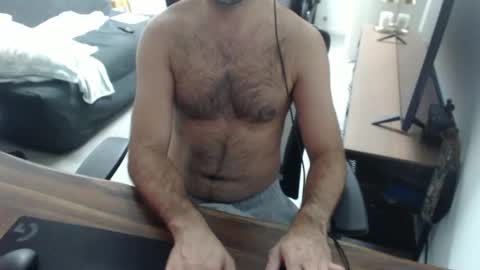 Snapshot of latexdave84 chatting on 05-16-26, 02:52 latexdave84 online show from 05-16-26, 02:52