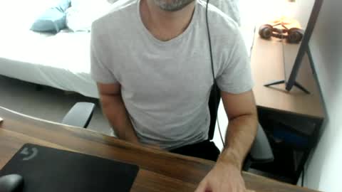 Snapshot of latexdave84 chatting on 06-25-26, 01:59 latexdave84 online show from 06-25-26, 01:59