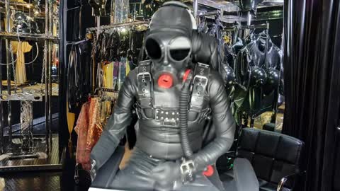 Snapshot of latexlover202 chatting on 04-01-26, 09:56 latexlover202 online show from 04-01-26, 09:56