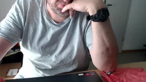 Andreas  Latexlover  online show from 04-06-26, 12:39