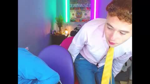 Snapshot of latin_boysxxx_ chatting on 10-26-25, 01:33 latin_boysxxx_ online show from 10-26-25, 01:33