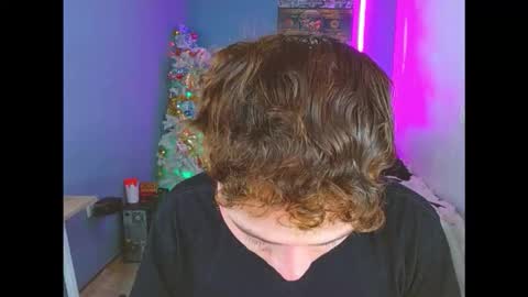 latin_boysxxx_ online show from 11-25-25, 12:10