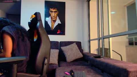 Snapshot of latin_couple77 chatting on 03-04-25, 05:00 Sara y Andy online show from 03-04-25, 05:00