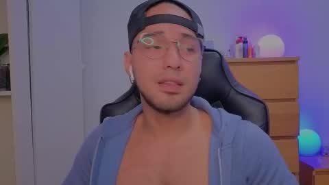  Free OF online show from 10-08-25, 05:05