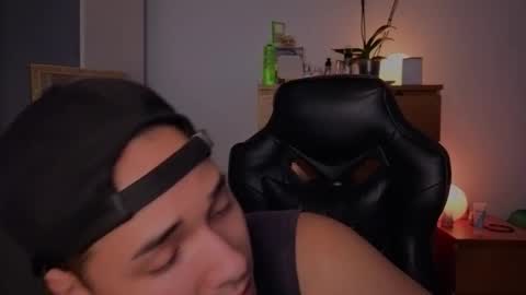  Free OF online show from 12-18-25, 11:27