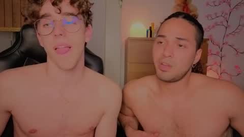  Free OF online show from 04-21-26, 06:44