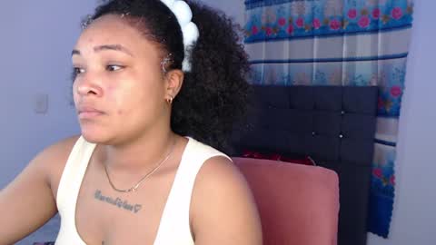 Snapshot of latin_rihanna_j chatting on 06-17-26, 10:06 karen online show from 06-17-26, 10:06