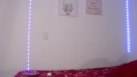 Snapshot of latin_rihanna_j chatting on 07-28-26, 11:17 karen online show from 07-28-26, 11:17