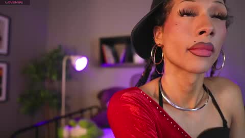 latinaflexqueen online show from 05-06-26, 10:15