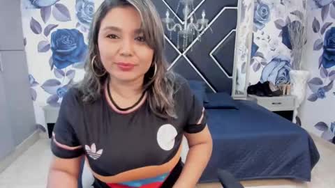 EMMA   online show from 09-09-25, 02:16