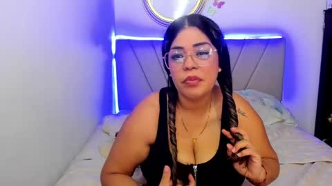 latinamav22 online show from 05-05-26, 07:00