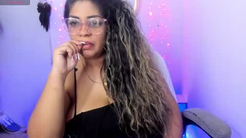 latinamav22 online show from 07-05-26, 04:19