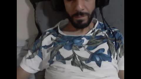 Snapshot of latinbigcuu chatting on 10-05-25, 06:34 latinbigcuu online show from 10-05-25, 06:34