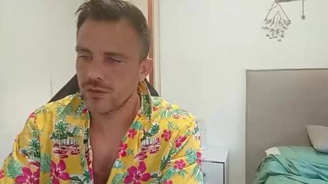 LatinBlueBoy online show from 09-29-25, 03:50