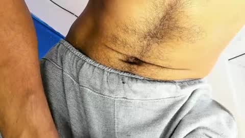 Snapshot of latinhotboys1 chatting on 05-06-26, 08:58 Zeus online show from 05-06-26, 08:58