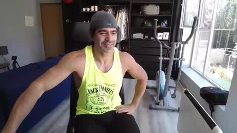 Snapshot of latino23bom chatting on 10-13-25, 10:26 sam online show from 10-13-25, 10:26