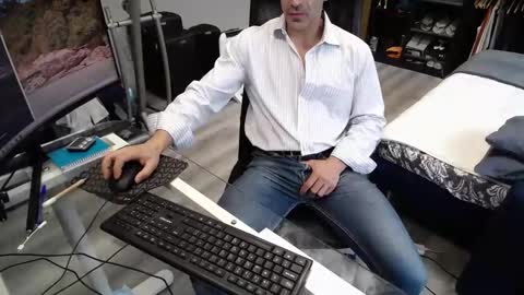 sam online show from 12-17-25, 09:15