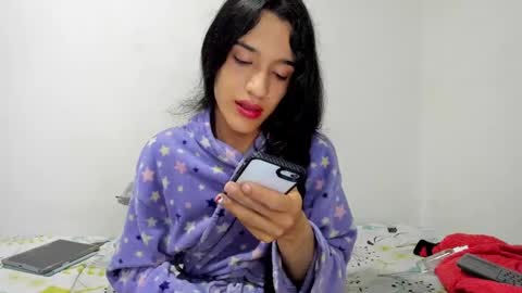 Snapshot of latinsecretfantasy chatting on 01-30-25, 04:27 latinsecretfantasy online show from 01-30-25, 04:27