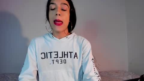 Snapshot of latinsecretfantasy chatting on 02-23-25, 10:42 latinsecretfantasy online show from 02-23-25, 10:42