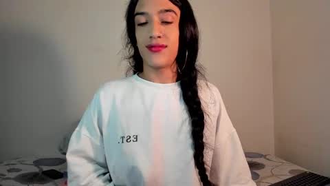 Snapshot of latinsecretfantasy chatting on 03-06-25, 11:25 latinsecretfantasy online show from 03-06-25, 11:25