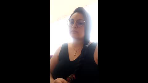 Snapshot of latinwishes chatting on 02-25-26, 07:23 Julieta online show from 02-25-26, 07:23