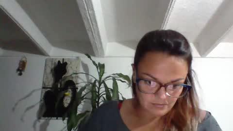 Laura online show from 12-19-25, 11:56