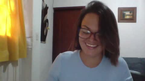 Snapshot of lau16310 chatting on 06-16-26, 09:28 Laura online show from 06-16-26, 09:28