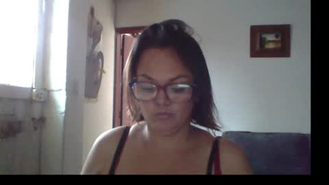 Snapshot of lau16310 chatting on 06-17-26, 03:35 Laura online show from 06-17-26, 03:35
