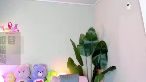 laukyubey1 online show from 11-05-25, 09:15