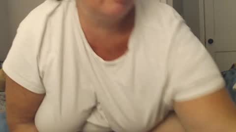 LauLauMa online show from 07-02-26, 03:23